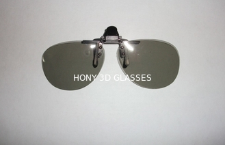 Clip On Plastik Edaran Polarized 3D Glasses Efisiensi 99,7%